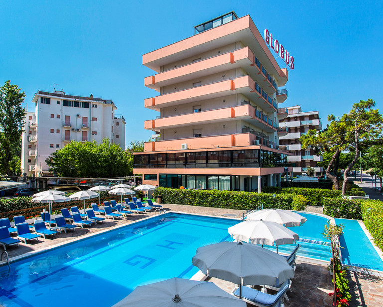 media.Slide_Piscina_1Hotel_Globus_Cesenatico