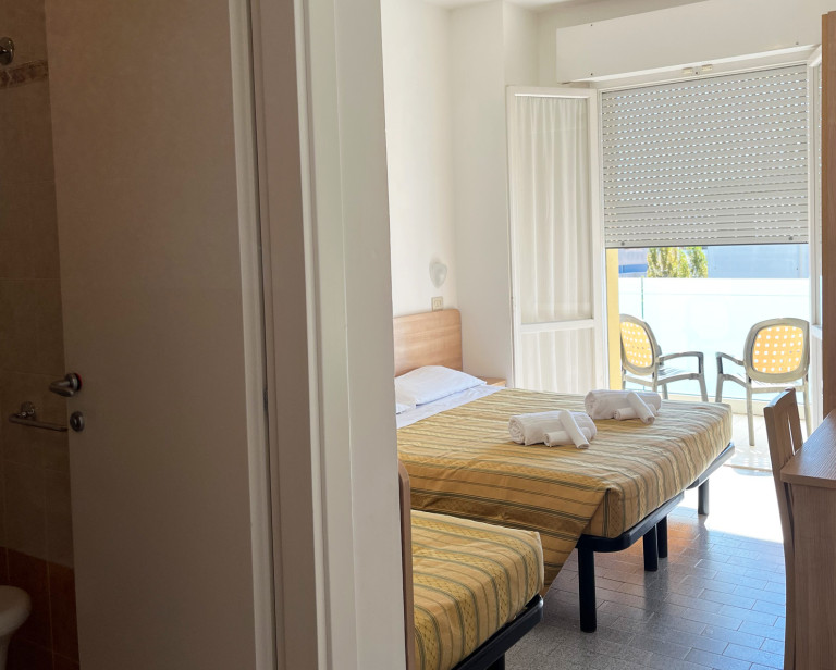 media.Slide_Camere_3Hotel_Globus_Cesenatico
