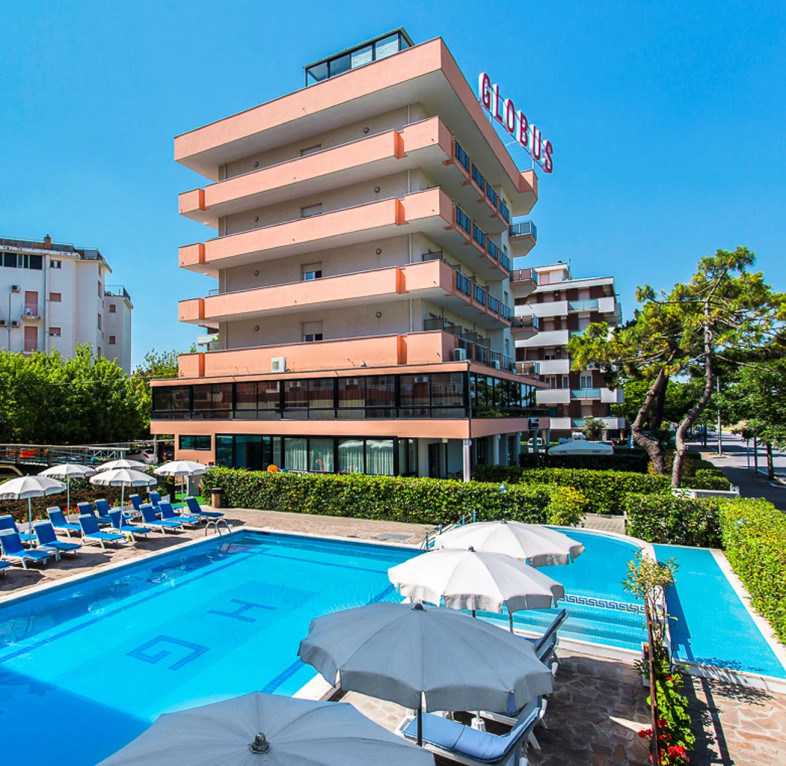 media.Slide_Piscina_1Hotel_Globus_Cesenatico