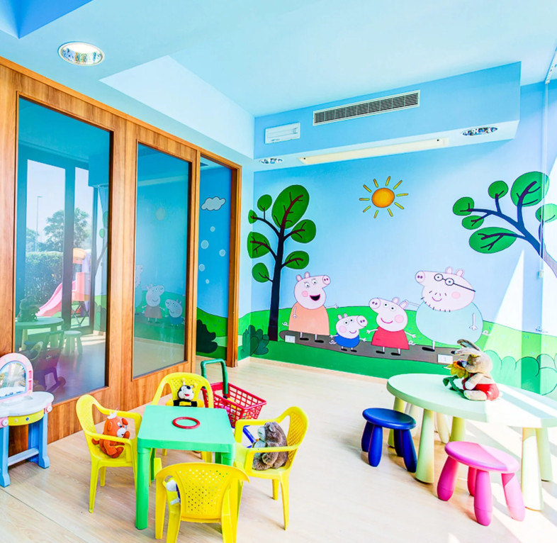 media.Slide_Baby_Room_2Hotel_Globus_Cesenatico