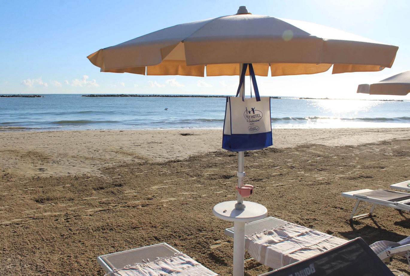 media.Slide_Formula-all-inclusive-beach-club_1Hotel_Globus_Cesenatico